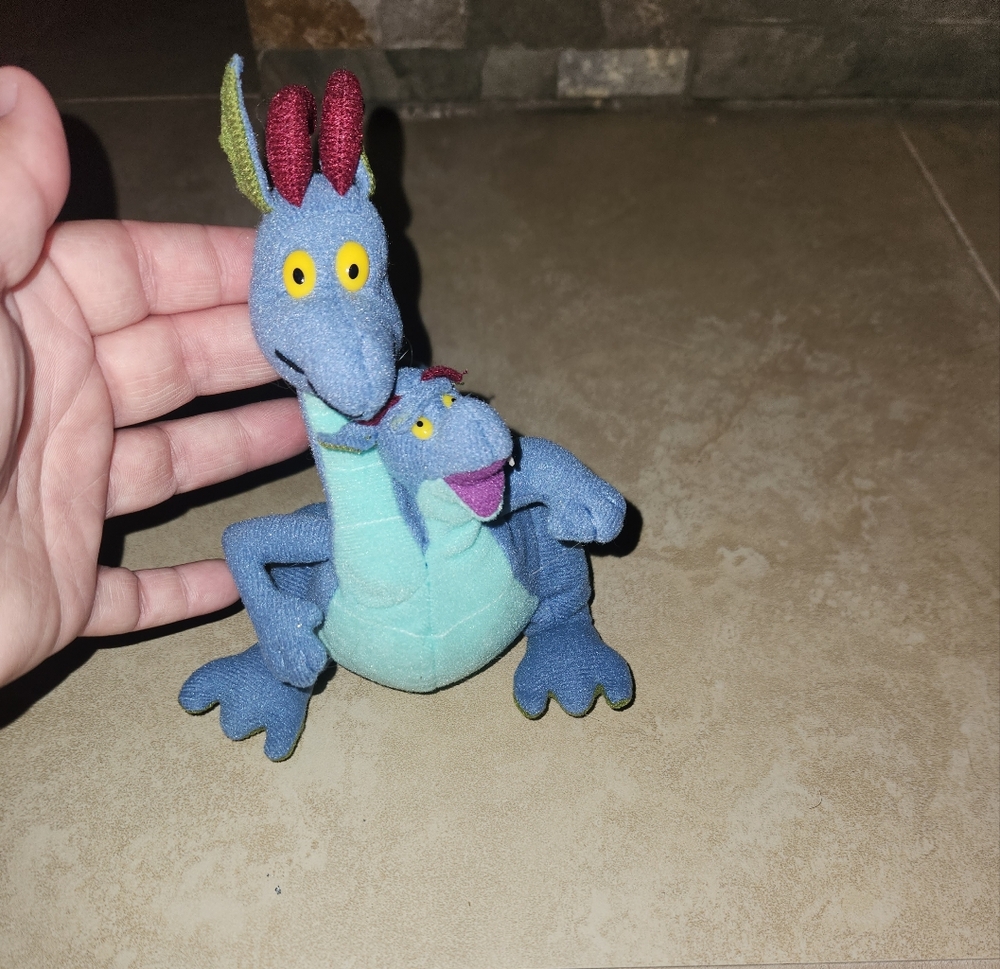 Devon And Cornwall Dragon Bean Bag Plush Quest for Camelot Warner Brothers (C)